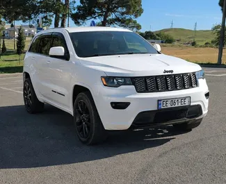 Autohuur Jeep Grand Cherokee 2020 in in Georgië, met Benzine brandstof en 395 pk ➤ Vanaf 115 GEL per dag.