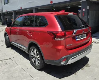 Autohuur Mitsubishi Outlander 2019 in in Georgië, met Benzine brandstof en  pk ➤ Vanaf 120 GEL per dag.