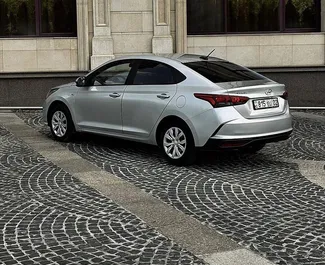 Verhuur Hyundai Accent. Economy Auto te huur in Kazachstan ✓ Borg van Zonder Borg ✓ Verzekeringsmogelijkheden TPL, Geen storting.