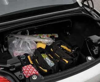 Benzine motor van 3,0L van BMW Z4 2017 te huur in Durrës.