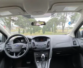 Ford Focus 2017 beschikbaar voor verhuur in Tbilisi, met een kilometerlimiet van 250 km/dag.