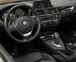 Autohuur BMW 230xi Cabrio 2022 in in Georgië, met Benzine brandstof en 252 pk ➤ Vanaf 195 GEL per dag.