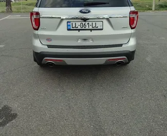 Verhuur Ford Explorer. Comfort, Premium, Crossover Auto te huur in Georgië ✓ Borg van Zonder Borg ✓ Verzekeringsmogelijkheden TPL, SCDW, FDW, Passagiers, Diefstal, Geen storting.