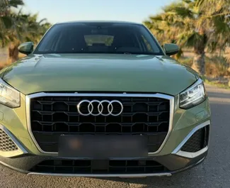 Autohuur Audi Q2 2023 in in Spanje, met Benzine brandstof en  pk ➤ Vanaf 60 EUR per dag.
