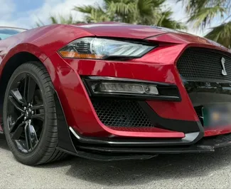 Autohuur Ford Mustang Cabrio 2022 in in Spanje, met Benzine brandstof en  pk ➤ Vanaf 200 EUR per dag.