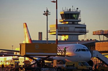 Huur een auto Luchthaven Linz