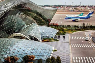 Huur een auto Baku Luchthaven