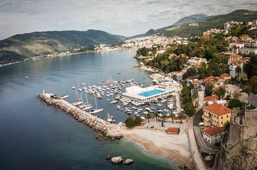 Huur een auto in Herceg-Novi